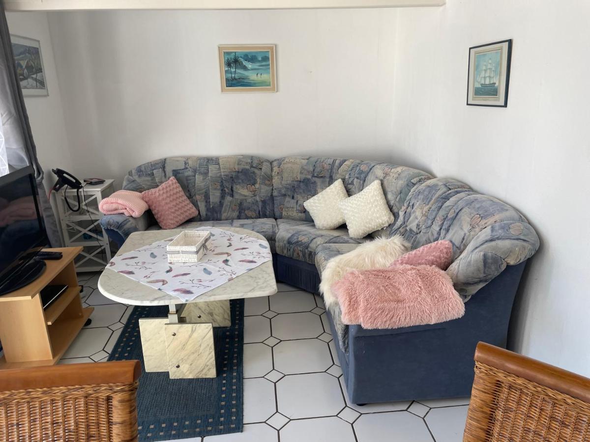 Familie Decker-Behrends Apartment Upleward Екстериор снимка